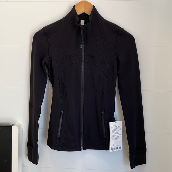 lululemon athletica Tops - lululemon Define Jacket Luon Size 2